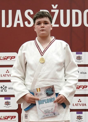 LATVIJAS SKOLU KAUSS